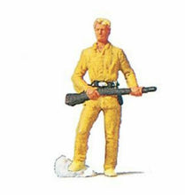 Load image into Gallery viewer, Preiser 29056 HO Scale Individual Figure -- Old Shatterhand