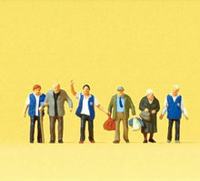 Load image into Gallery viewer, Preiser 79216 N Scale Pedestrians -- Travellers Aids