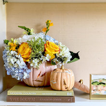 Load image into Gallery viewer, Layered Leaves Pumpkin Jars with 22K Gold Accents in Blush