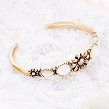 Load image into Gallery viewer, Floral White Mother of Pearl Golden Cuff Bracelet