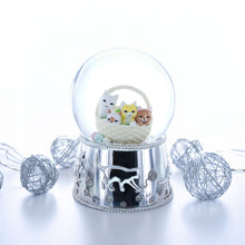 Load image into Gallery viewer, Kittens in a Basket Glass Water Snow Globe