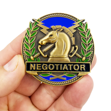 Load image into Gallery viewer, EL16-18 HSI Special Agent Thin Blue Line Negotiator Challenge Coin