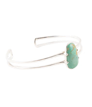 Load image into Gallery viewer, High Class Turquoise and Sterling Silver Cuff Bracelet