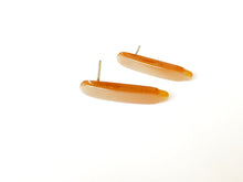 Load image into Gallery viewer, Champagne Beige Moonglow Dagger Stud Earrings