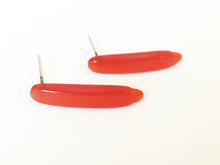 Load image into Gallery viewer, Rust Moonglow Dagger Spike Stud Earrings