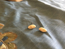 Load image into Gallery viewer, Cream Vintage Lucite Clog Stud Earrings