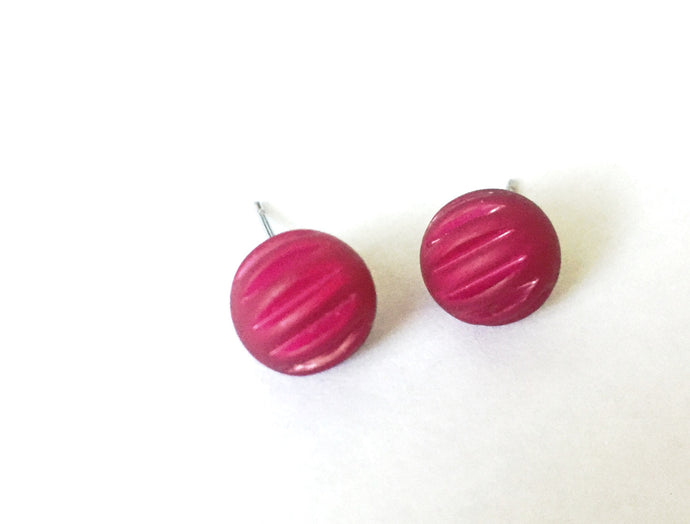 Violet Matte Corrugated Ball Stud Earrings