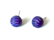 Load image into Gallery viewer, Navy Blue Matte Corrugated Ball Stud Earrings