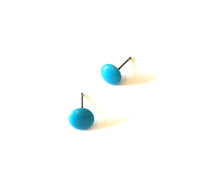 Load image into Gallery viewer, Turquoise Vintage Lucite Small Disc Stud Earrings