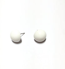 Load image into Gallery viewer, White Retro Button Stud Earrings
