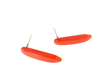 Load image into Gallery viewer, Rust Moonglow Dagger Spike Stud Earrings