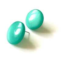Load image into Gallery viewer, Emerald Green Moonglow Beveled Disc Stud Earrings