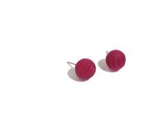 Load image into Gallery viewer, Violet Matte Corrugated Ball Stud Earrings