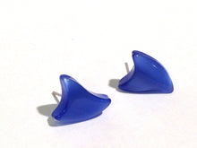 Load image into Gallery viewer, Sapphire Blue Moonglow Swirl Deco Shark Fin Stud Earrings