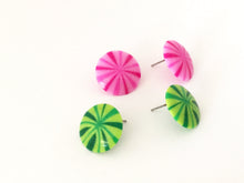 Load image into Gallery viewer, Green Fireworks Disc Button Stud Earrings