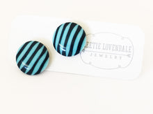Load image into Gallery viewer, Blue &amp; Turquoise Pin Stripe Disc Stud Earrings