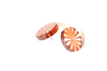 Load image into Gallery viewer, Tortoise &amp; Clear Striped Starburst Disc Stud Earrings