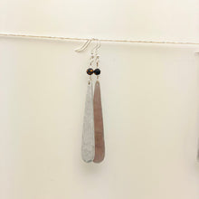 Load image into Gallery viewer, Lino Drop Earrings