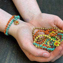 Load image into Gallery viewer, Ceramic Daisy Bracelet