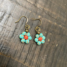 Load image into Gallery viewer, Ceramic Daisy Earring