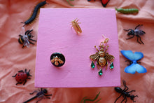 Load image into Gallery viewer, Queen Bee Metal Dangles