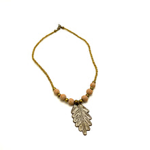 Load image into Gallery viewer, Metal Leaf Necklace