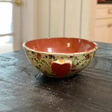 Load image into Gallery viewer, Calliope Heart Ice-Cream Bowls - Speckled Green