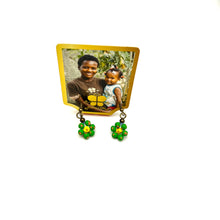 Load image into Gallery viewer, Ceramic Daisy Earring