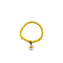 Load image into Gallery viewer, Ceramic Daisy Bracelet