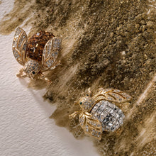 Load image into Gallery viewer, Sparkle bee brooch, topaz