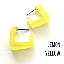 Load image into Gallery viewer, Bermuda Hoop Earrings