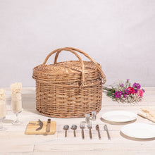 Load image into Gallery viewer, Heart Picnic Basket