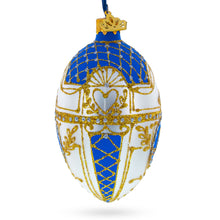 Load image into Gallery viewer, 1903 Royal Danish Glass Egg Ornament 4 Inches