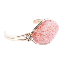 Load image into Gallery viewer, Lucent Orange Sponge Coral Cuff  Golden Bracelet