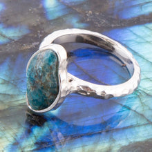 Load image into Gallery viewer, Luna Faceted Blue Apatite and Sterling Silver Hammered Ring