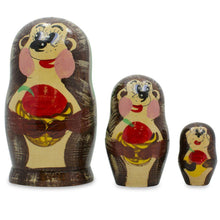Load image into Gallery viewer, Set of 3 Hedgehogs with Apples Wooden Nesting Dolls 4 Inches