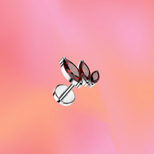 Load image into Gallery viewer, Trio Gem Titanium Flat Back
