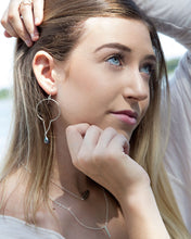Load image into Gallery viewer, Pearl and Sterling Silver Chain Earrings