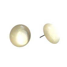 Load image into Gallery viewer, Off White Shell Glow Retro Button Stud Earrings