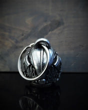 Load image into Gallery viewer, BB-111 Motorhead Skull Bell
