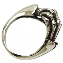 Load image into Gallery viewer, R32 Stainless Steel Skull Fingers Biker Ring