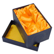 Load image into Gallery viewer, Bunny Family Trinket Box 3.25 Inches
