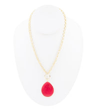 Load image into Gallery viewer, Red Jade Teardrop Golden Chain Necklace