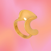 Load image into Gallery viewer, Titanium Chunky Wavy Ring