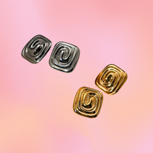 Load image into Gallery viewer, Titanium Chunky Spiral Studs