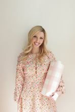 Load image into Gallery viewer, Pink Gingham Column Lamp