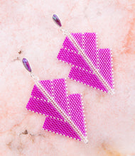 Load image into Gallery viewer, Straight To The Point Seed Bead Earrings