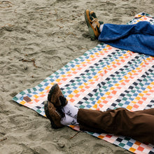 Load image into Gallery viewer, Sundown Oversized Beach Blanket