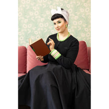 Load image into Gallery viewer, Tea Heavy Carve Bead Necklace by Splendette