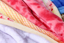 Load image into Gallery viewer, DaDa Bedding Seashore Sunny Yellow Lavender Floral Flannel Mink Fleece Throw Blanket (XY9901)